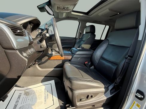 Used 2016 Chevrolet Suburban LTZ AWD/4WD image 15