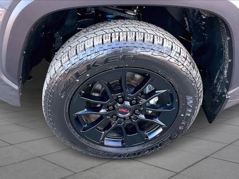 Used 2024 Toyota Tundra Limited w/ TRD Off-Road Package image 11