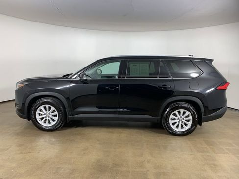 Used 2024 Toyota Grand Highlander AWD Hybrid image 18