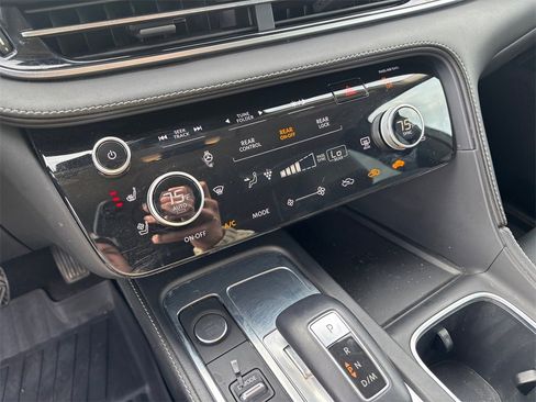 Used 2023 INFINITI QX60 Sensory w/ Cargo Package image 20