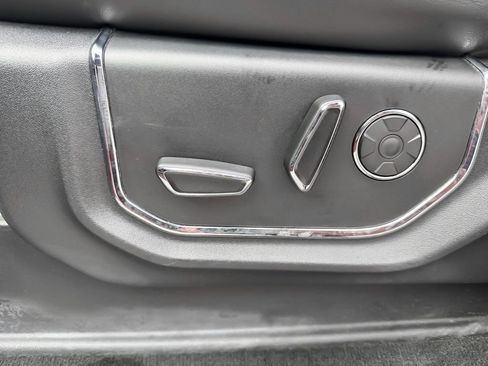 Used 2017 Ford F250 Platinum w/ Platinum Ultimate Package image 25