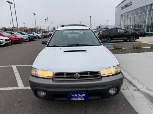 Used 1997 Subaru Legacy Wagon image 3