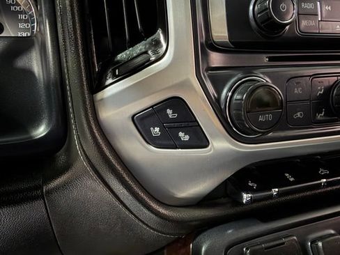 Used 2018 GMC Sierra 1500 SLT w/ SLT Premium Package AWD/4WD image 14
