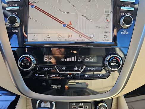 Used 2024 Nissan Murano SL image 27