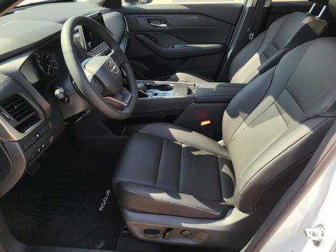 New 2026 Nissan Rogue Dark Armor FWD image 20