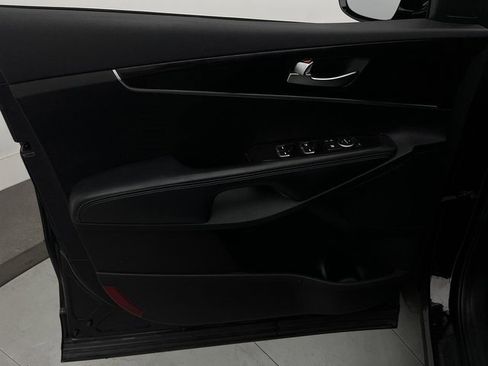 Used 2017 Kia Sorento LX image 13