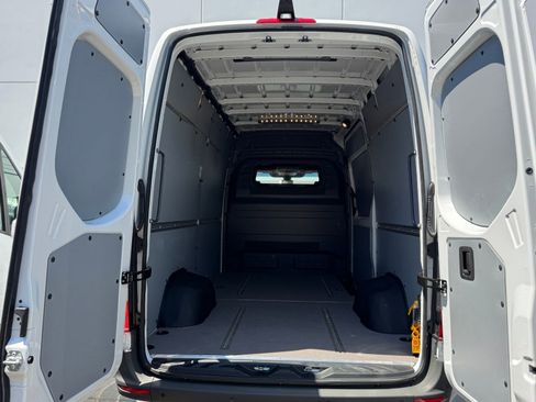 New 2025 Mercedes-Benz Sprinter 3500 image 7