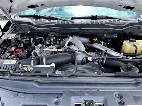 Certified 2021 Ford F250 Lariat AWD/4WD image 9