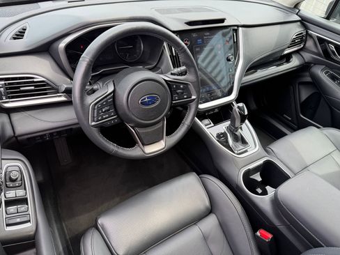 Used 2024 Subaru Outback Limited AWD/4WD image 4