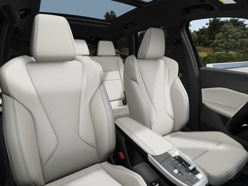 New 2026 BMW X1 xDrive28i AWD/4WD image 11