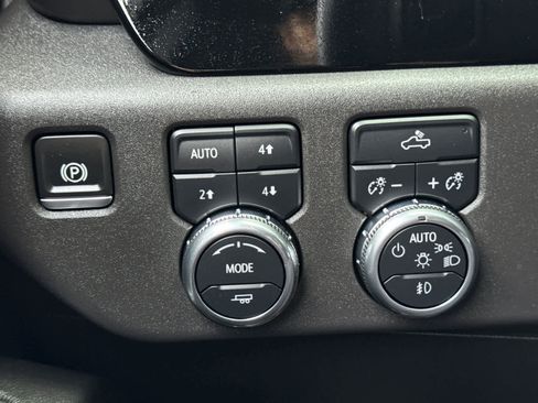 Used 2024 GMC Sierra 1500 Elevation w/ X31 Off-Road Package image 22