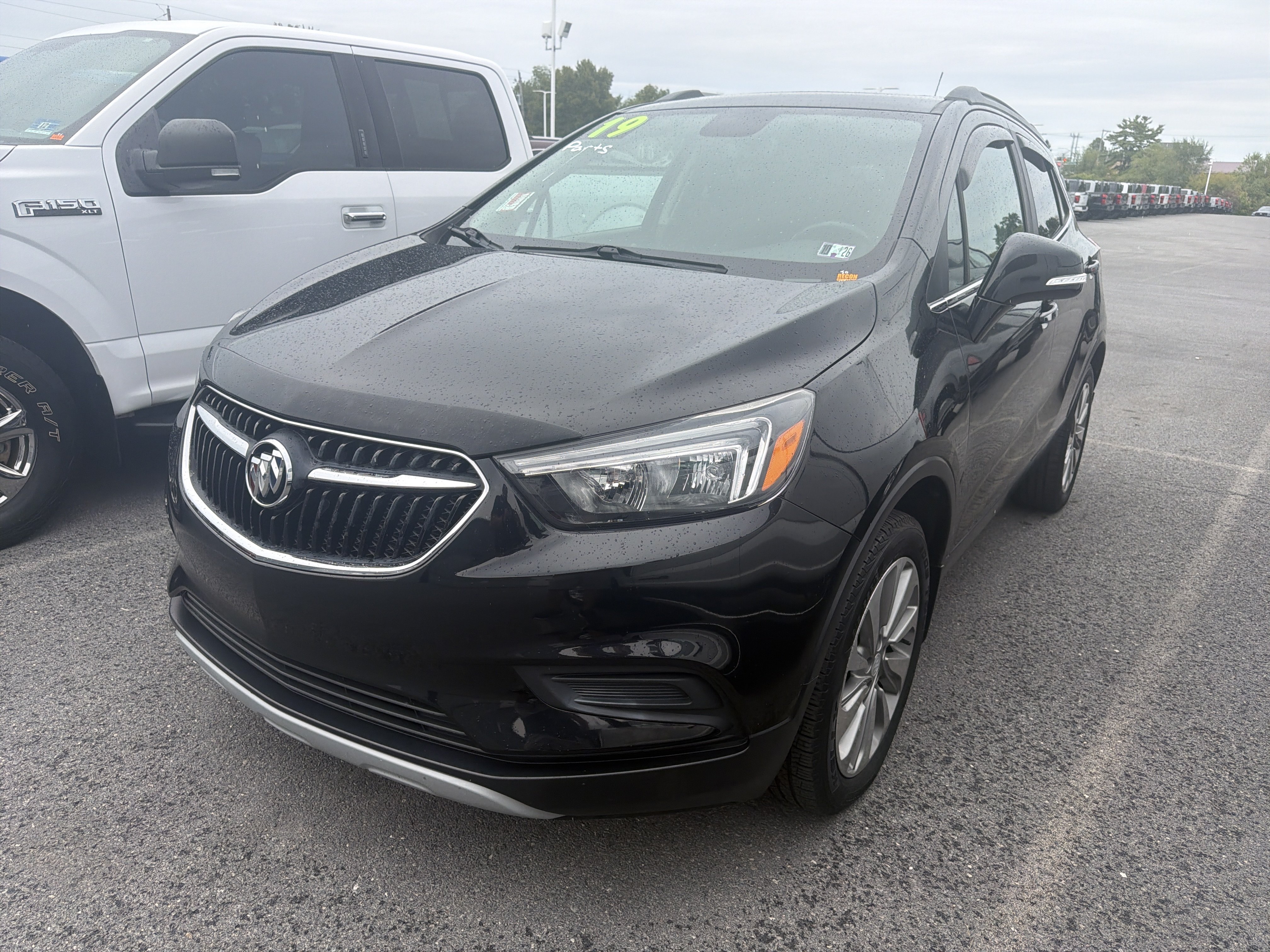 Used 2019 Buick Encore Preferred AWD/4WD image 2