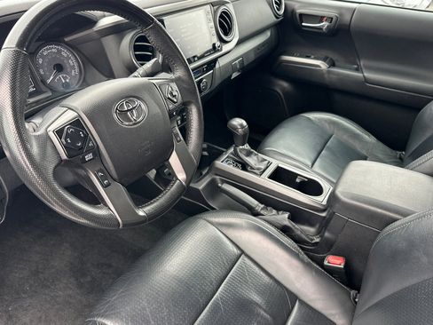 Certified 2021 Toyota Tacoma SR image 9