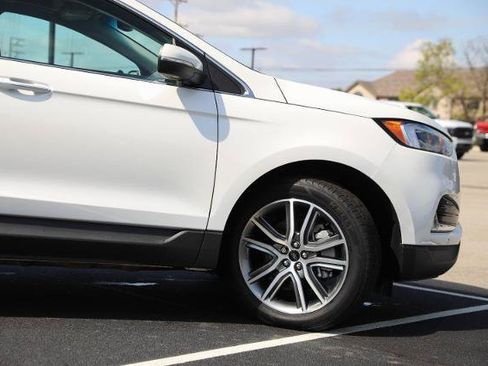 Certified 2024 Ford Edge Titanium w/ Equipment Group 301A AWD/4WD image 5