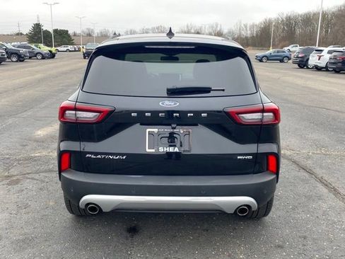 Used 2024 Ford Escape Platinum image 4