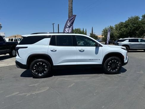 New 2026 Chevrolet Traverse Z71 w/ Enhanced Driving Package AWD/4WD image 8