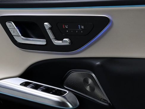 New 2026 Mercedes-Benz E 450 4MATIC Sedan image 24