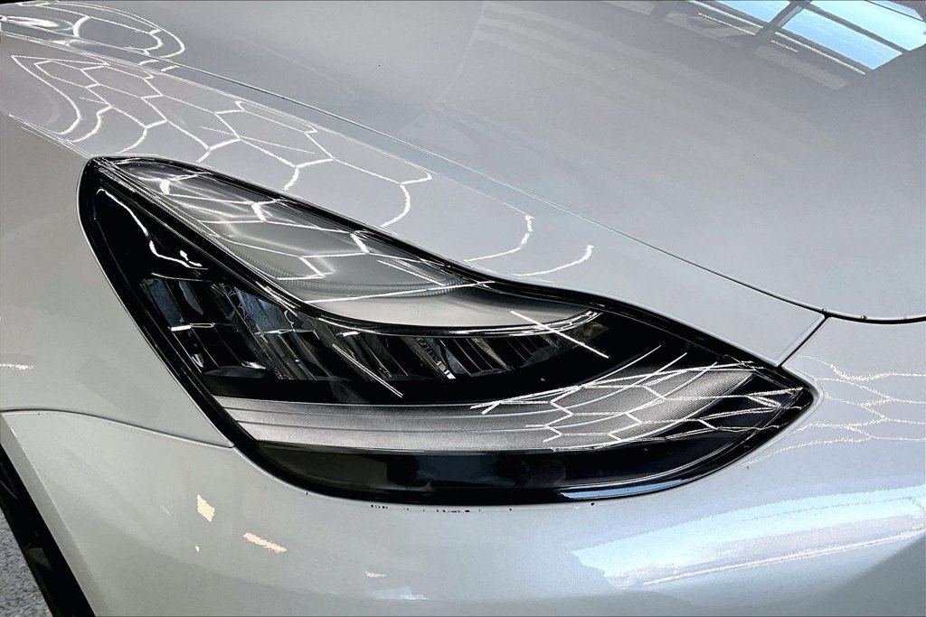 Used 2020 Tesla Model 3 Standard Range Plus RWD image 30