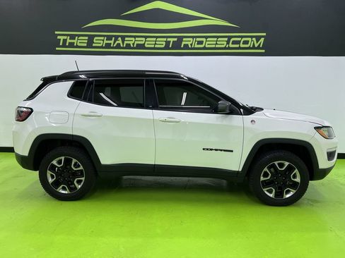 Used 2018 Jeep Compass Trailhawk w/ Cold Weather Group AWD/4WD image 11