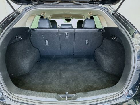 Used 2019 MAZDA CX-5 Touring FWD image 17