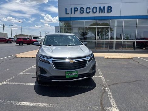 Used 2024 Chevrolet Equinox LT AWD/4WD image 2