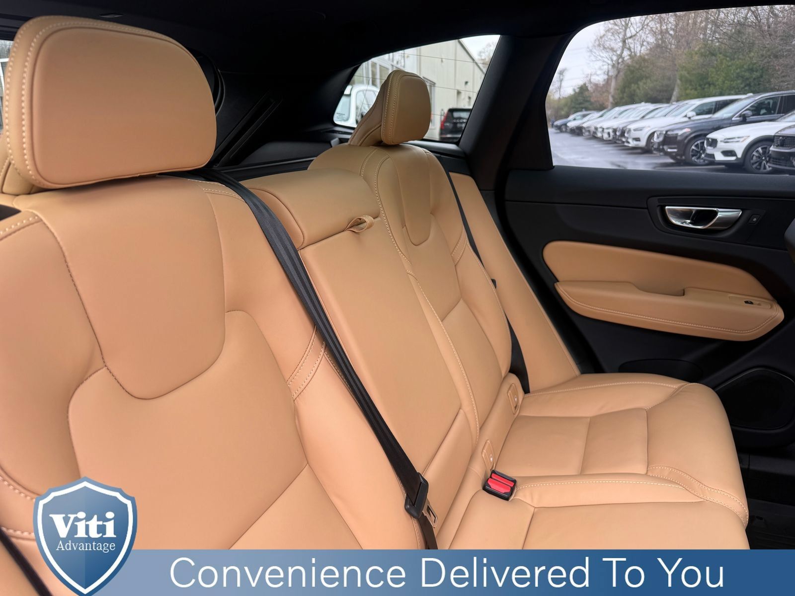 Certified 2024 Volvo XC60 T8 Ultimate AWD/4WD image 28