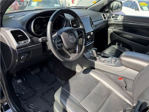 Used 2019 Jeep Grand Cherokee Limited image 16