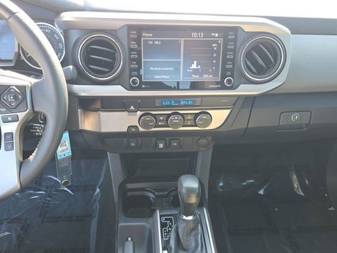 Used 2021 Toyota Tacoma SR5 image 15