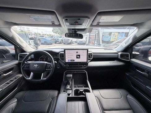 Used 2022 Toyota Tundra SR5 w/ SR5 Premium Package image 13