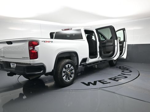 Used 2024 Chevrolet Silverado 2500 Custom w/ Custom Convenience Package AWD/4WD image 27