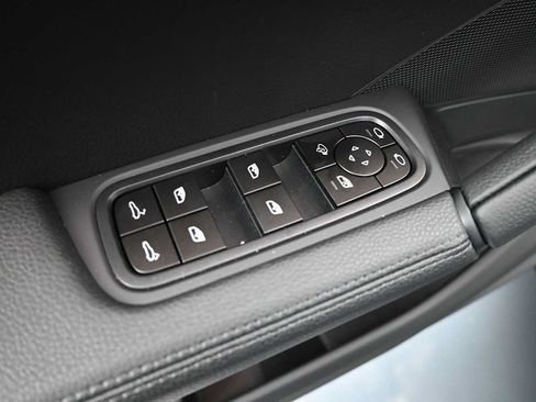 New 2026 Porsche Cayenne AWD/4WD image 8