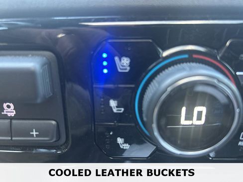 Used 2025 Chevrolet Silverado 3500 High Country w/ High Country Premium Package image 32