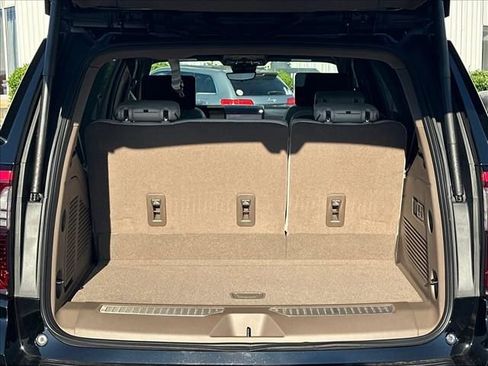 New 2026 GMC Yukon Denali w/ Denali Reserve Package AWD/4WD image 11