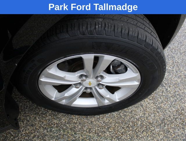 Used 2017 Chevrolet Equinox LS FWD image 26