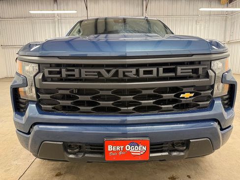 Used 2024 Chevrolet Silverado 1500 Custom AWD/4WD image 3