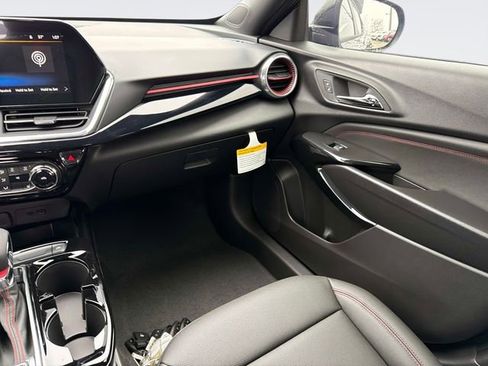 New 2026 Chevrolet Trax RS w/ Driver Confidence Package image 15