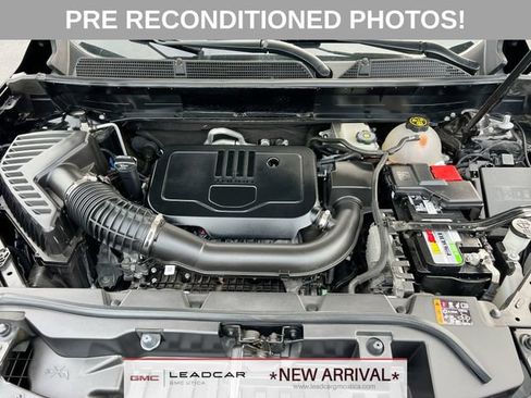 Used 2023 GMC Acadia SLE w/ Driver Convenience Package AWD/4WD image 28
