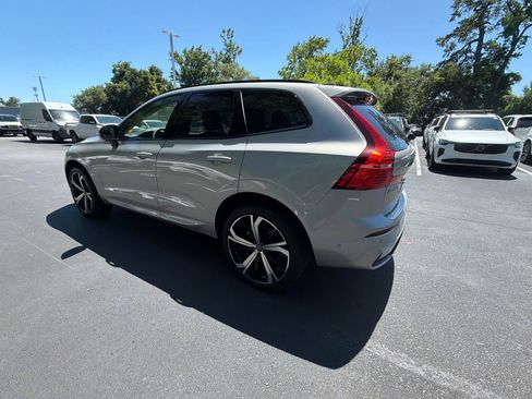 Used 2023 Volvo XC60 B5 Ultimate w/ Climate Package FWD image 12