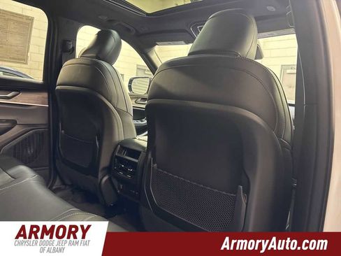 New 2026 Jeep Grand Cherokee Altitude image 36