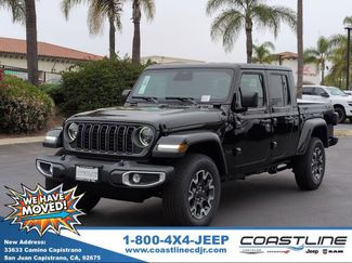 New 2026 Jeep Gladiator Sport video 1