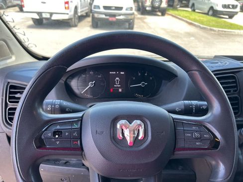 Used 2023 RAM ProMaster 2500 w/ Convenience Group image 8