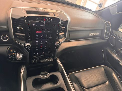 Used 2021 RAM 1500 Laramie AWD/4WD image 44