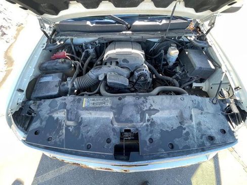 Used 2011 Chevrolet Silverado 1500 LTZ w/ LTZ White Diamond Edition image 45