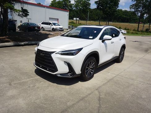 Used 2024 Lexus NX 250 FWD image 25