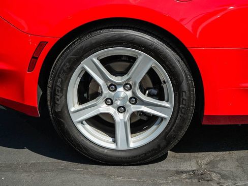 Used 2023 Chevrolet Camaro LT RWD image 12