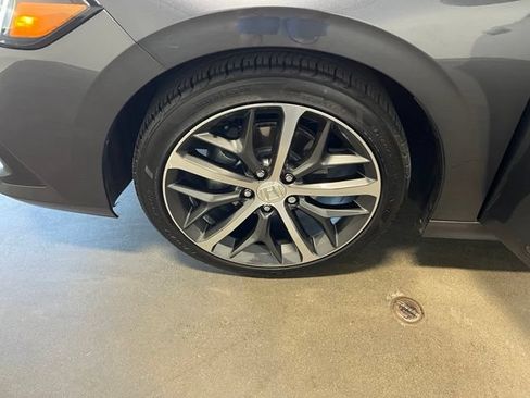 Used 2022 Honda Civic Touring image 30