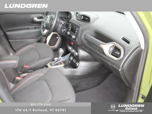 Used 2016 Jeep Renegade 75th Anniversary AWD/4WD image 19
