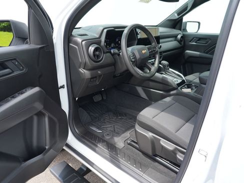 Certified 2026 Chevrolet Colorado W/T w/ Advanced Trailering Package AWD/4WD image 14