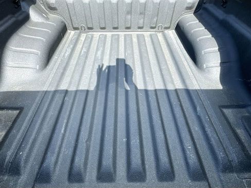 Used 2022 Nissan Frontier S w/ Technology Package image 23