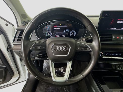 Used 2021 Audi Q5 e Premium Plus w/ Premium Plus Package AWD/4WD image 13